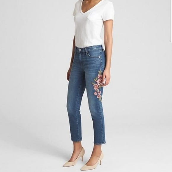 GAP Denim - GAP Denim Girlfriend Jeans